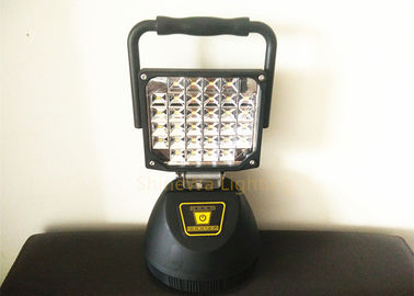 Lumière menée accrochante rechargeable de travail biens de 2600 lumens avec la base d'aimant